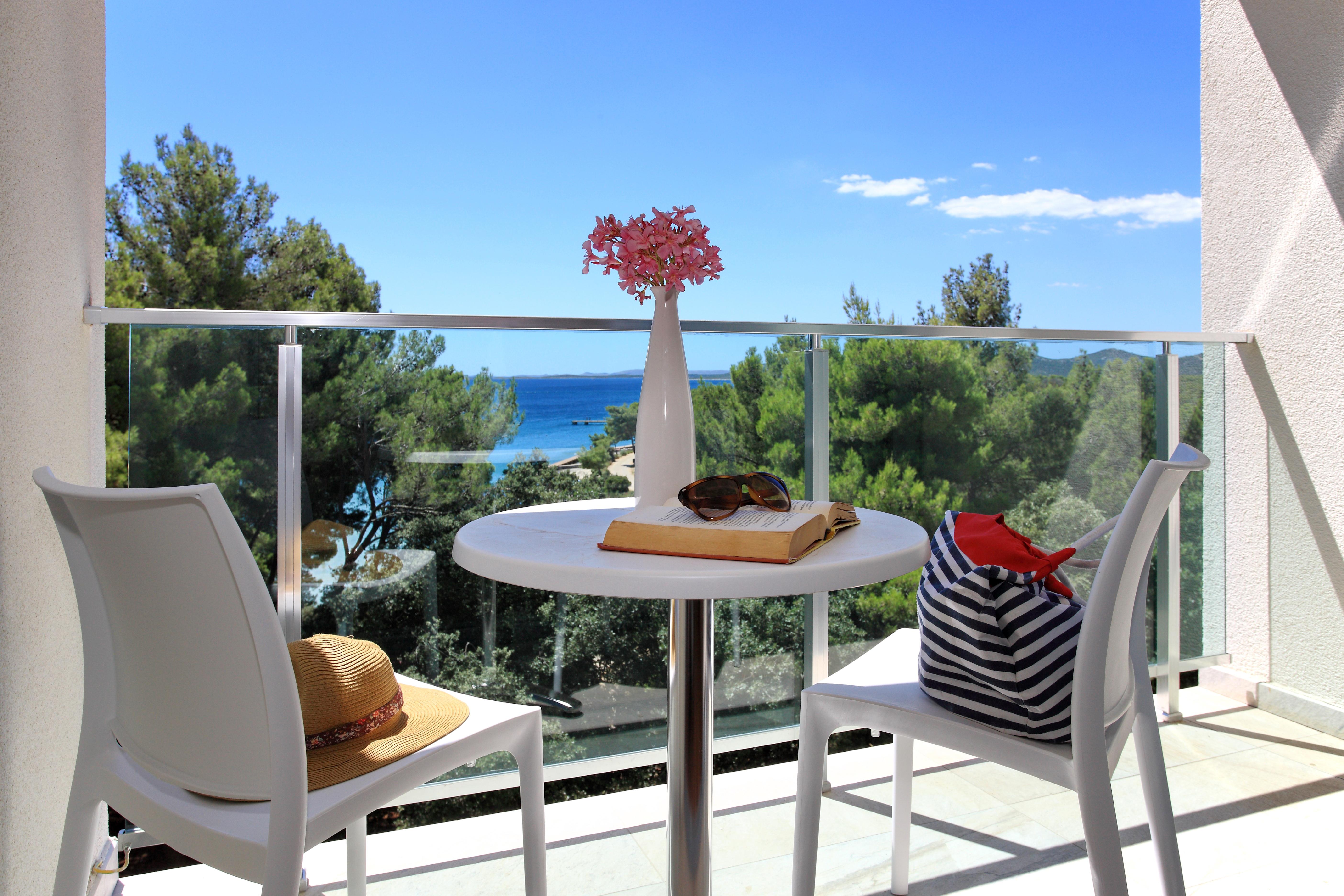 Crvena Luka 4*