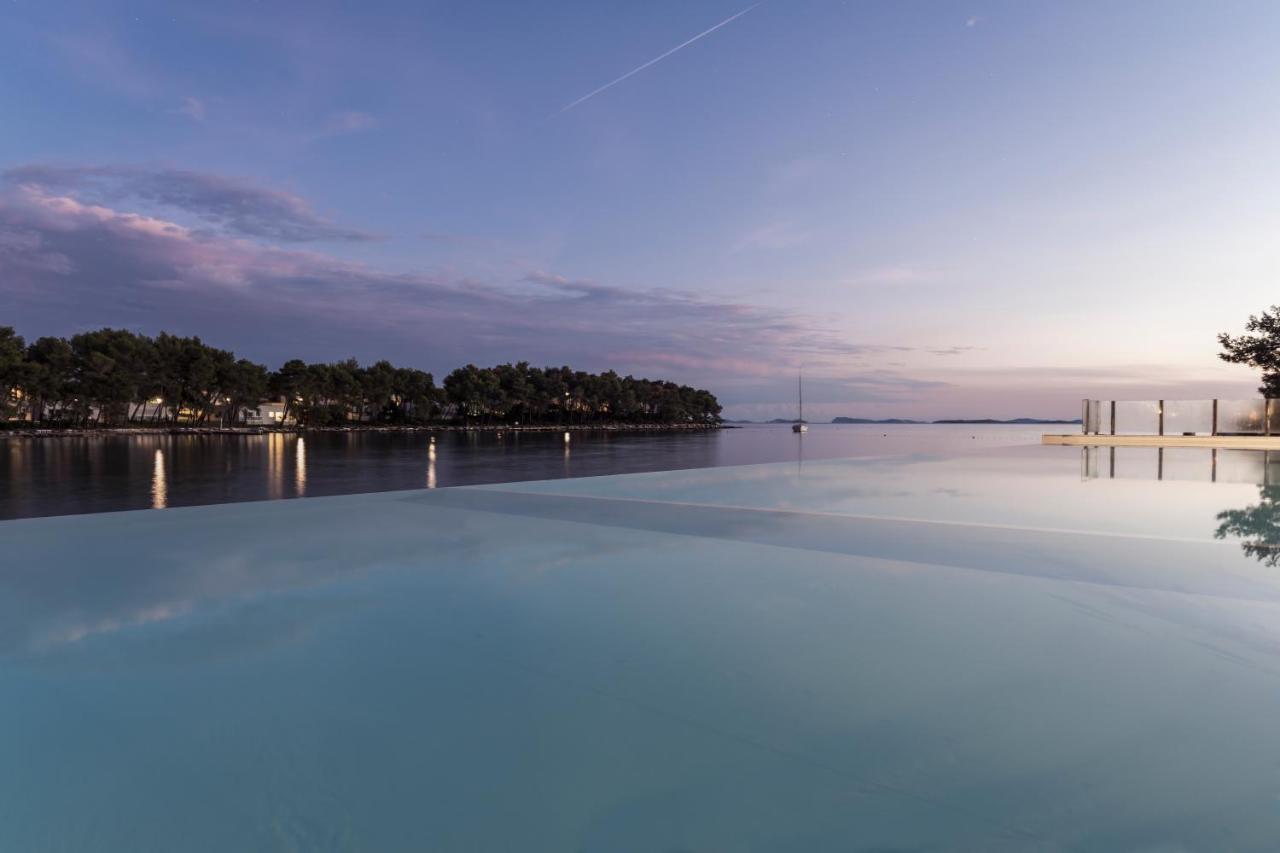 Crvena Luka Biograd Na Moru